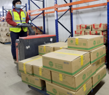 电动搬运车助力北国超市果蔬配送中心搬运工作